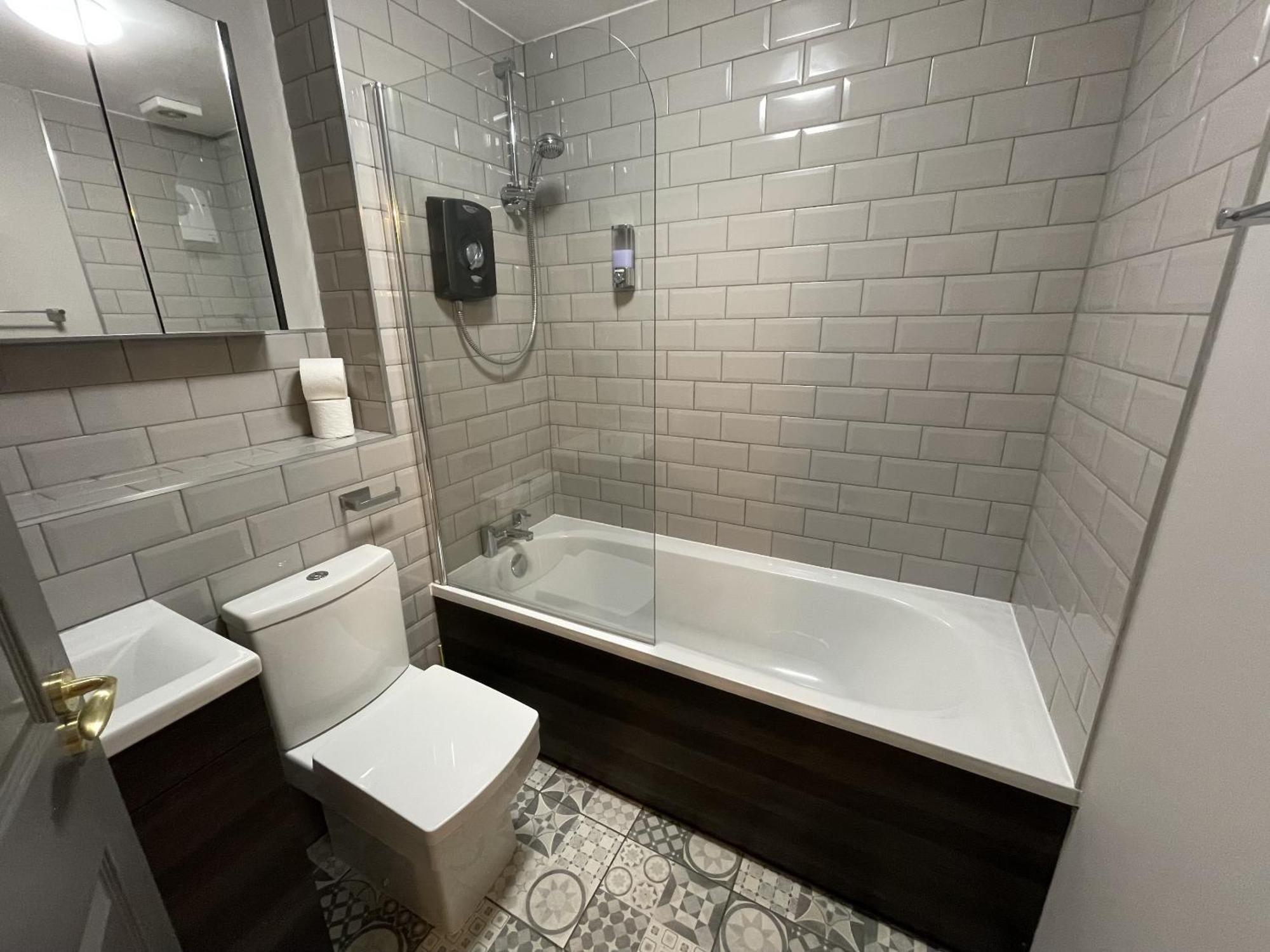 No24 - 2-Bed Boutique Apartment - Hosted By Hutch Lifestyle Leamington Spa Eksteriør bilde