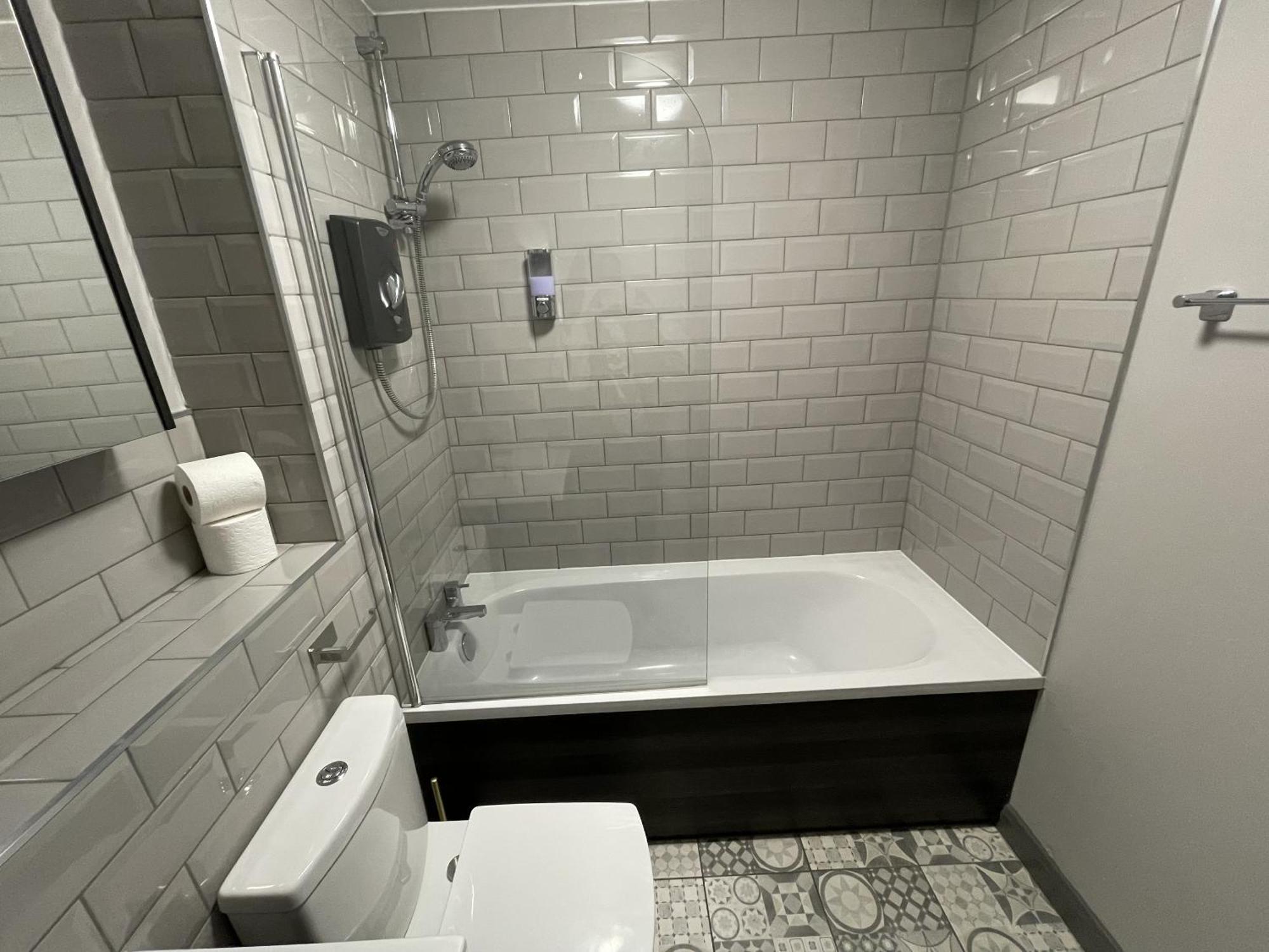 No24 - 2-Bed Boutique Apartment - Hosted By Hutch Lifestyle Leamington Spa Eksteriør bilde
